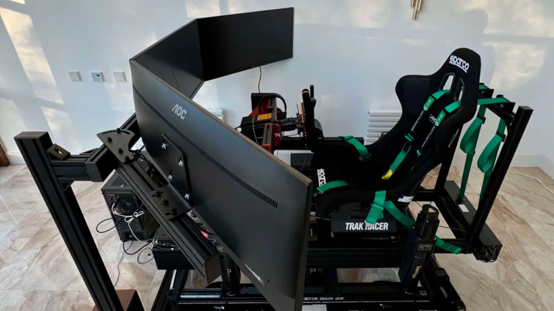 Подвижная игровая платформа для автосимуляторов