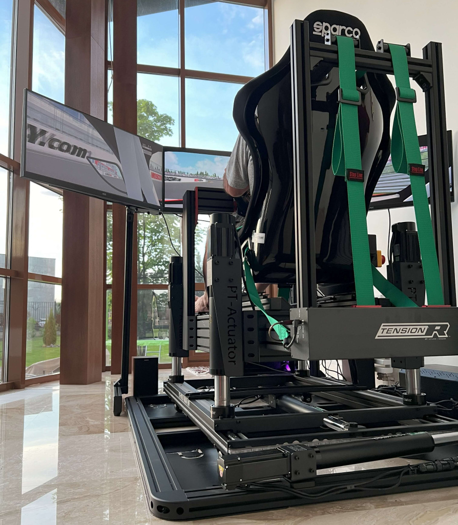 подвижный кокпит