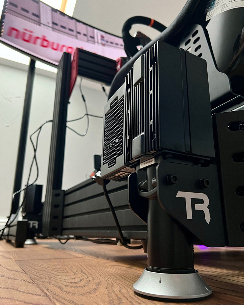Идеальная сборка для тренировок: Simucube 2 Pro, Takho GT-21, ActivePedal, D-Box и Trak Racer TR160